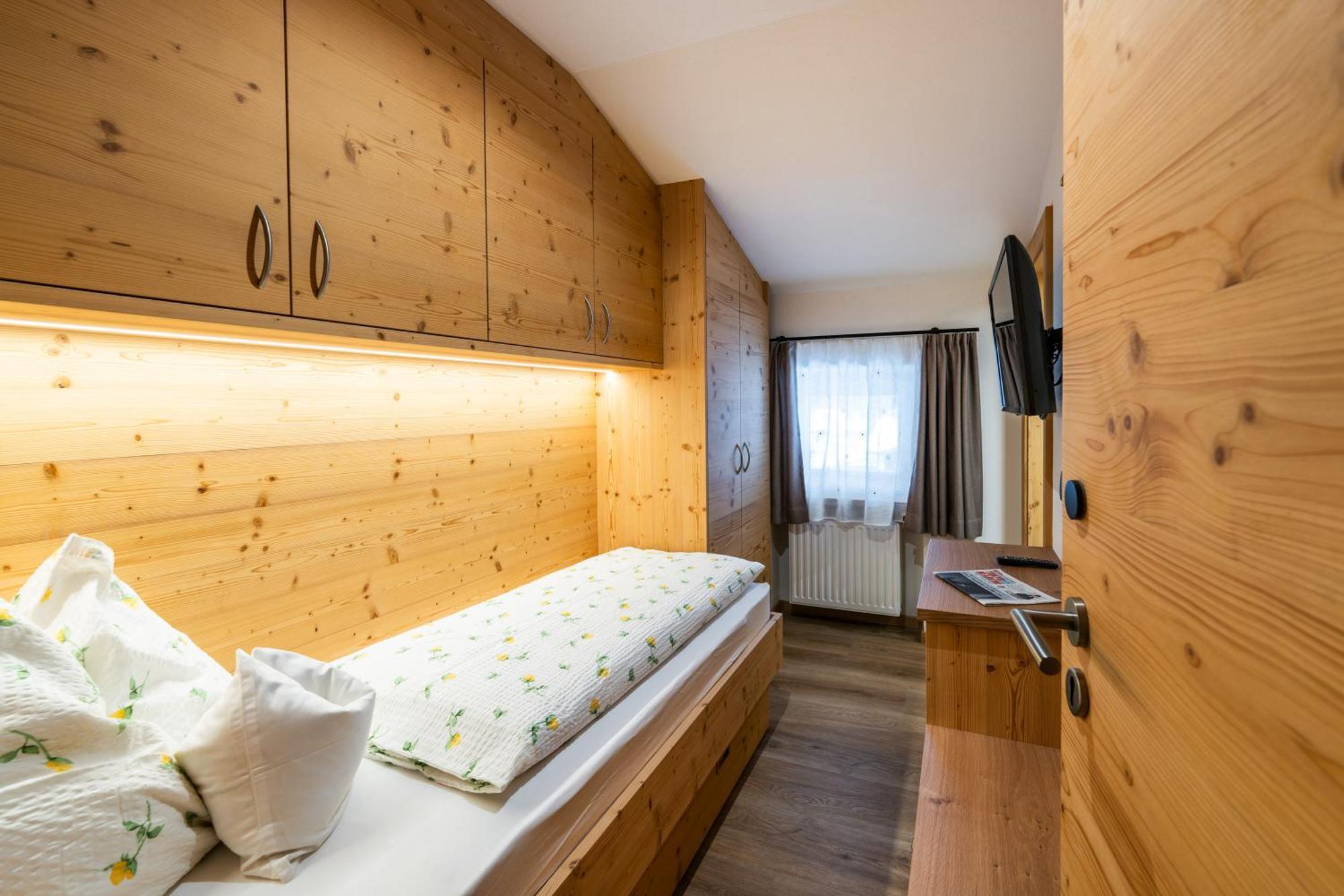 Garni Edera Otel Corvara In Badia Dış mekan fotoğraf